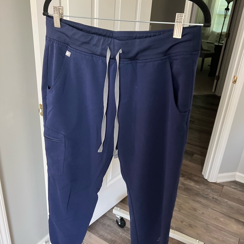 Navy Figs Scrub Bottoms